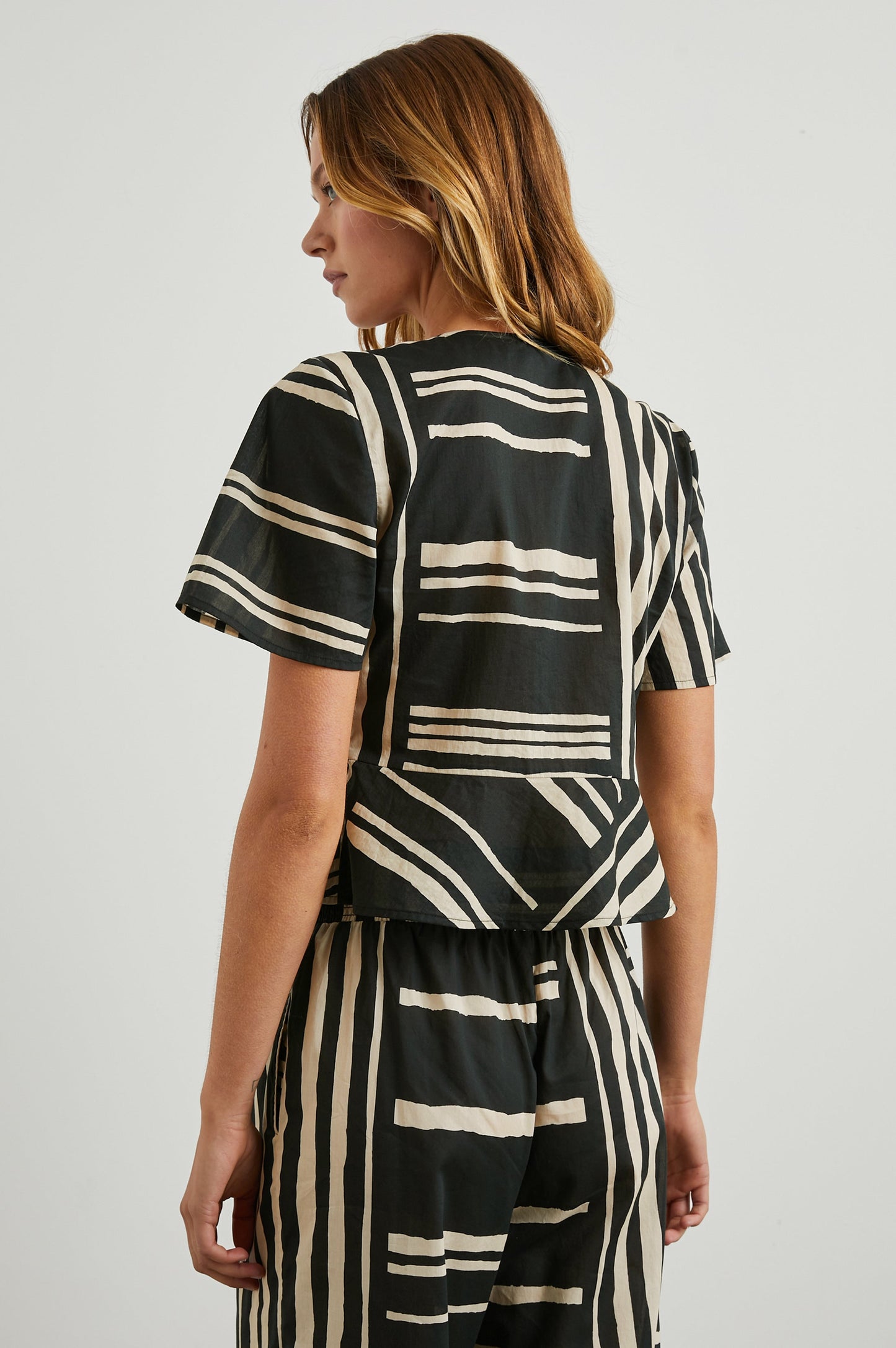 Tia Top - Ada Çizgili