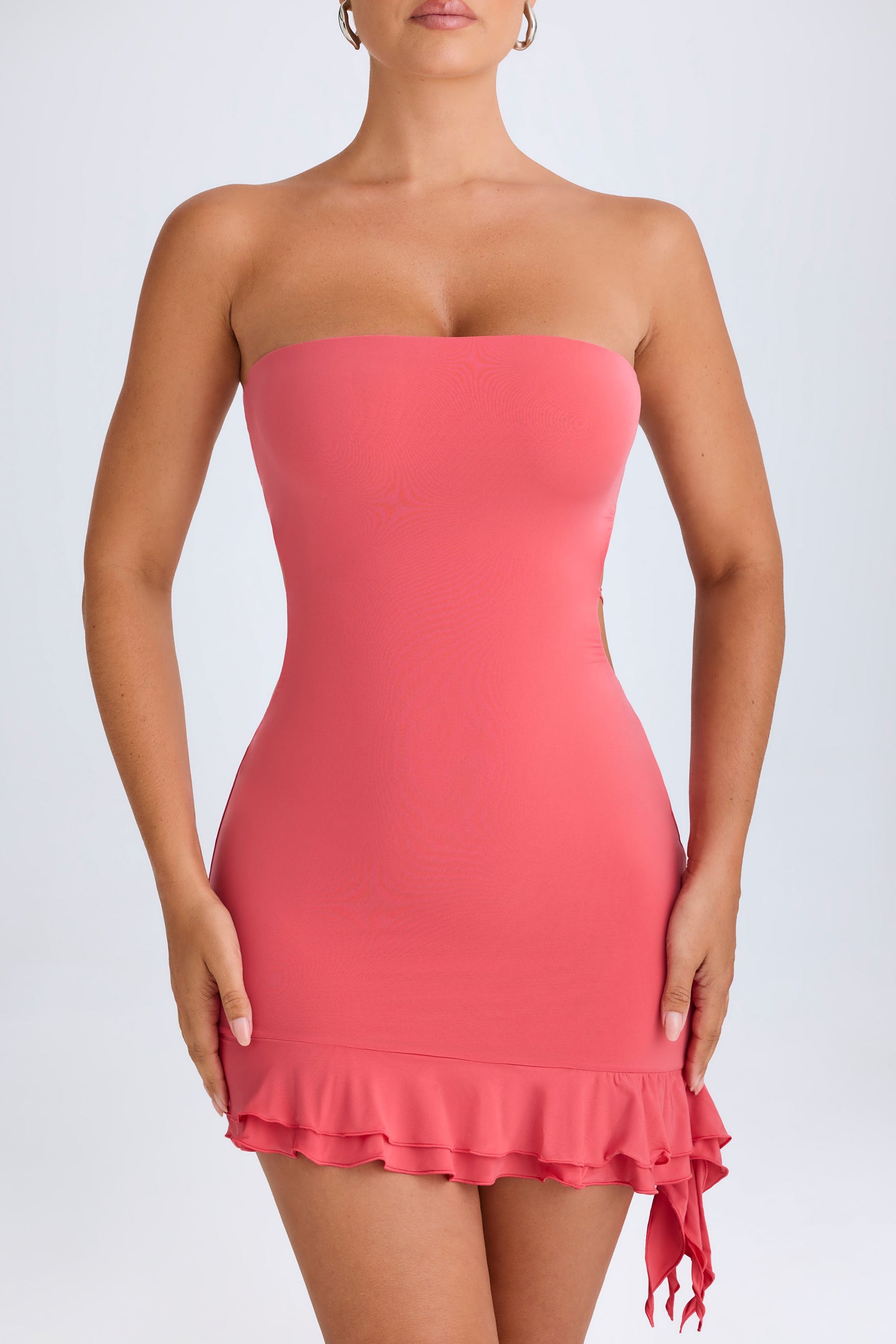 Mercan Rengi Fırfırlı Detaylı, Kesik Kesimli Bandeau Mini Elbise