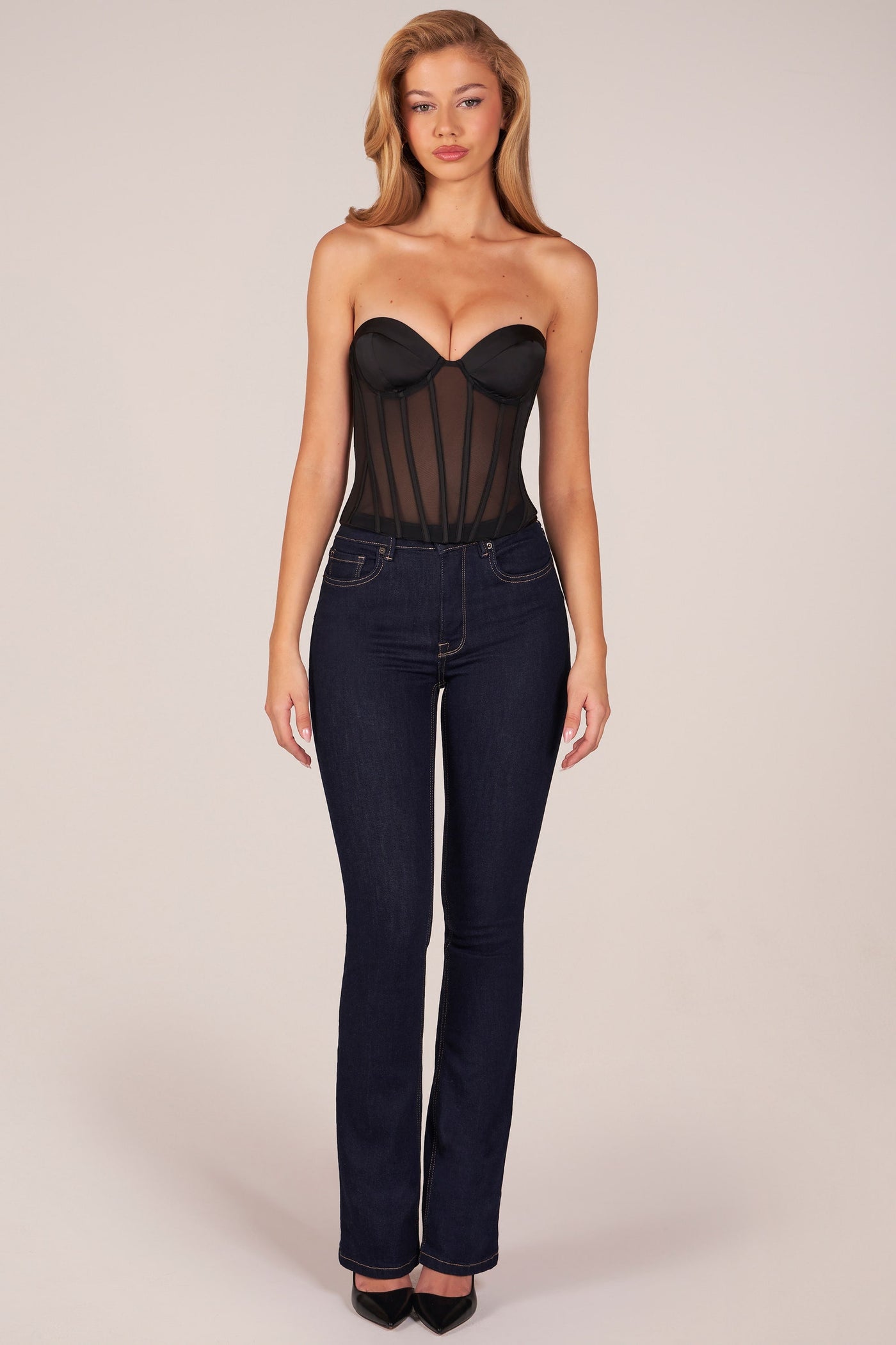 Siyah Renkte Bağcıklı Bandeau Korse Üst