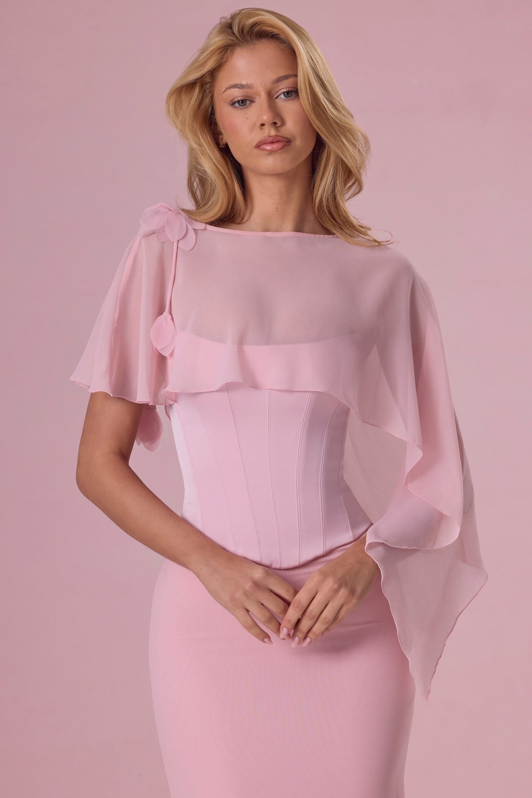 Açık Pembe Renkli Premium Şifon Pelerin
