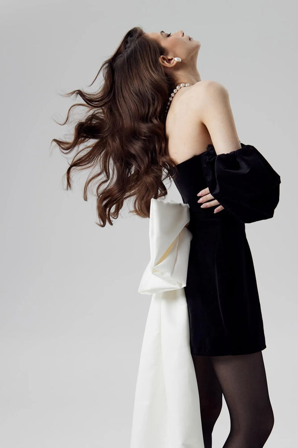 Kadife Fiyonklu Sırt Tulum Elbise