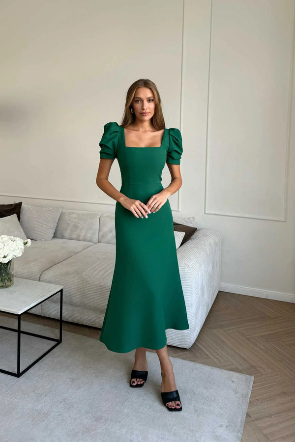 Godet Silhouette Kare Yaka Midi Elbise