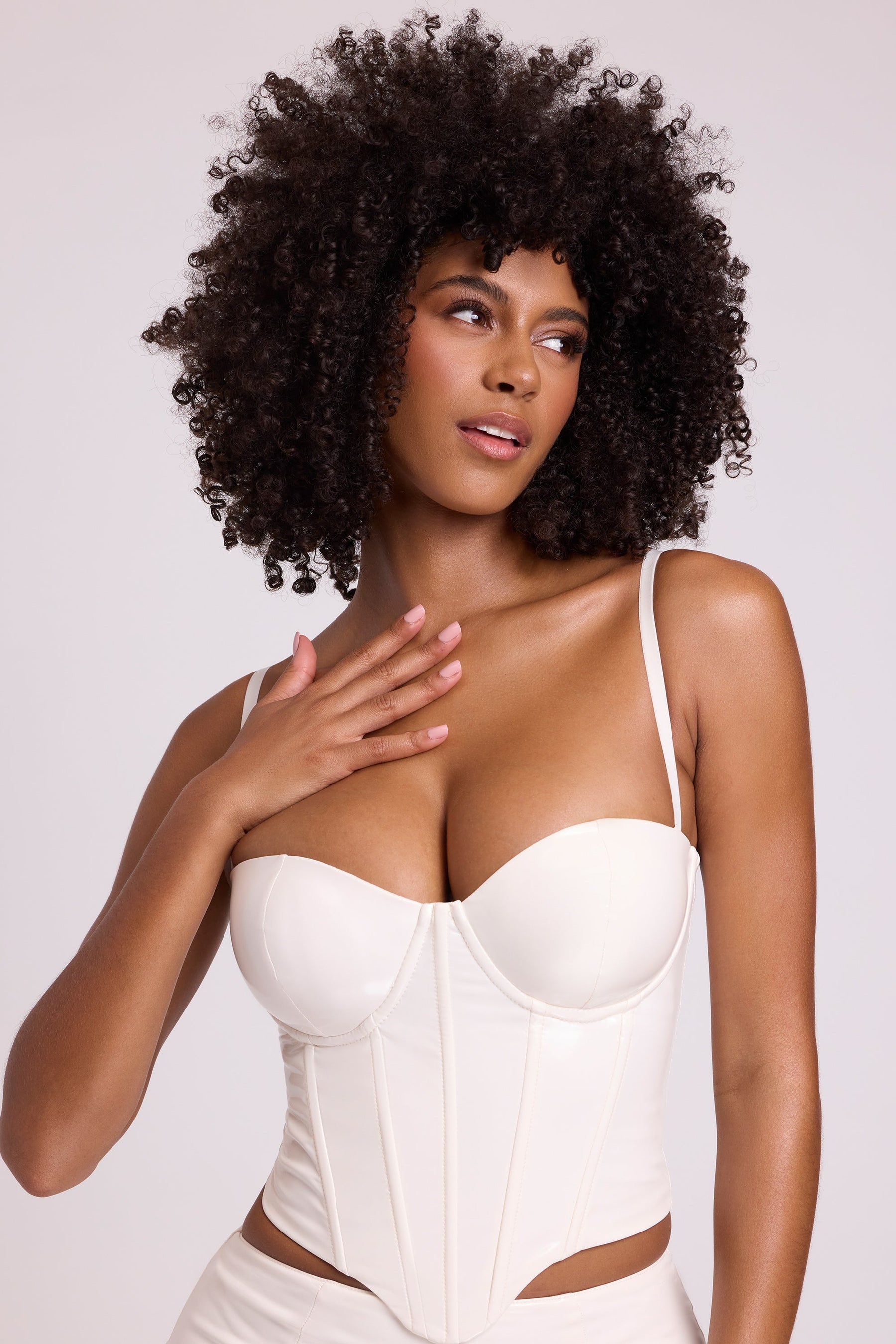 Beyaz Renkli Vinil Destekli Korse Crop Top
