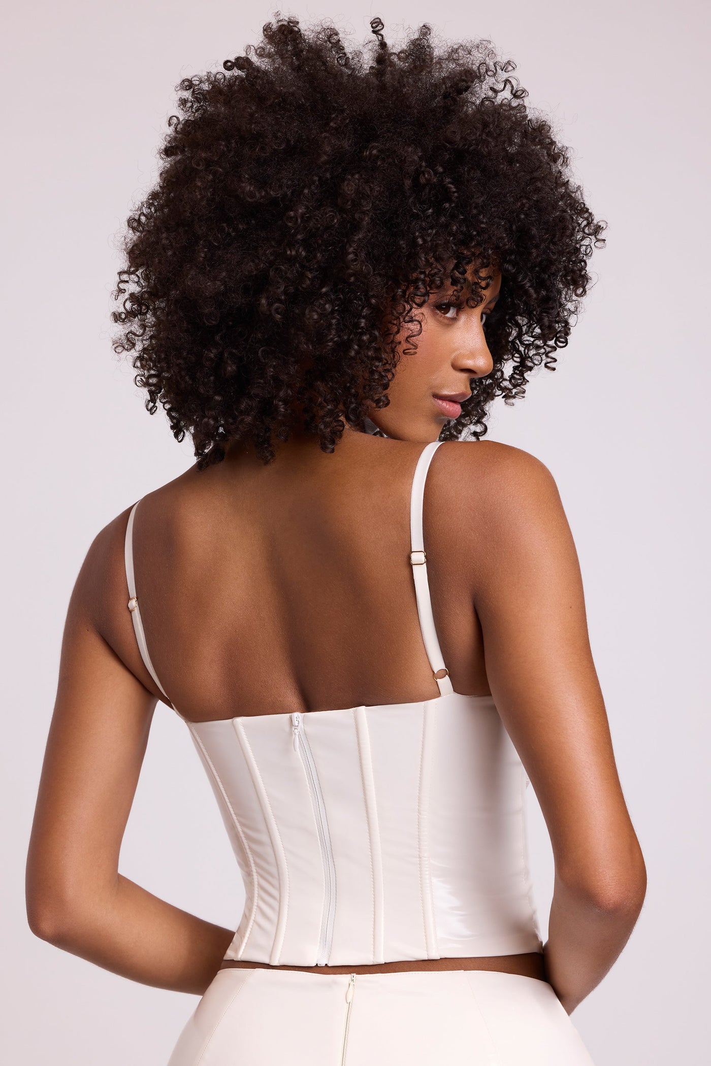 Beyaz Renkli Vinil Destekli Korse Crop Top
