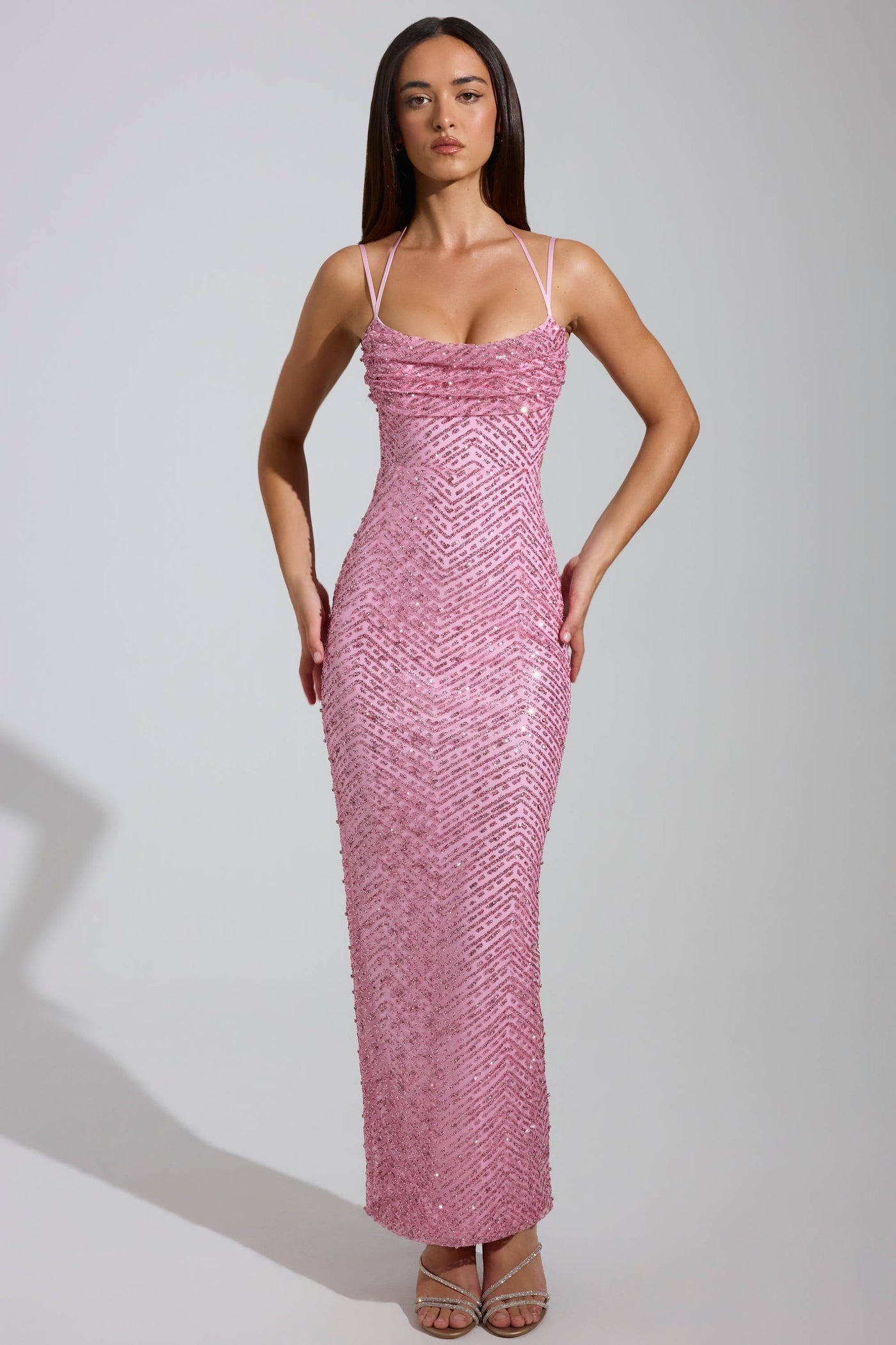Pembe Renkli, İşlemeli, Balıkçı Yakalı Maksi Elbise