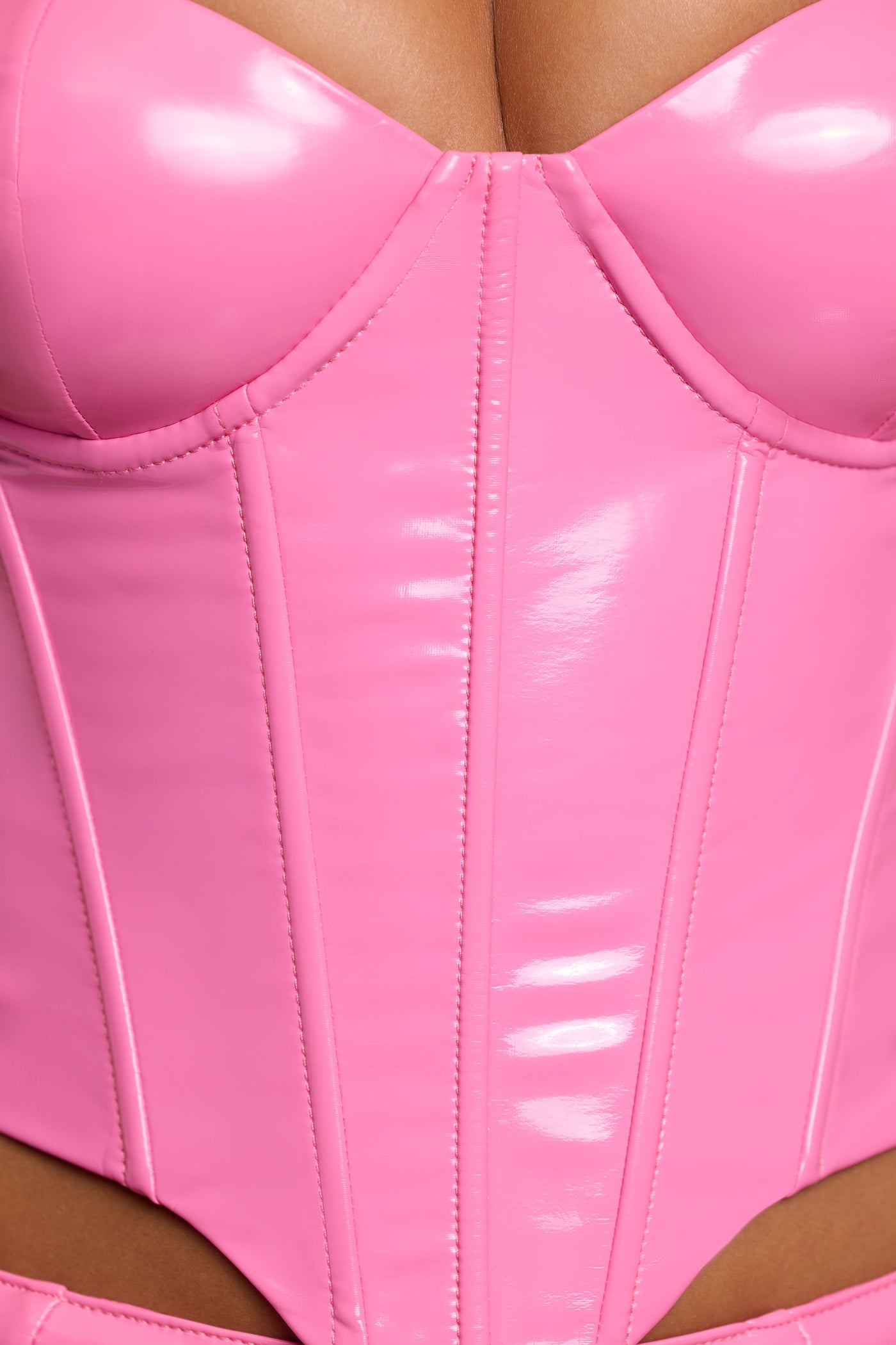 Pembe Renkli Vinil Destekli Korse Crop Top