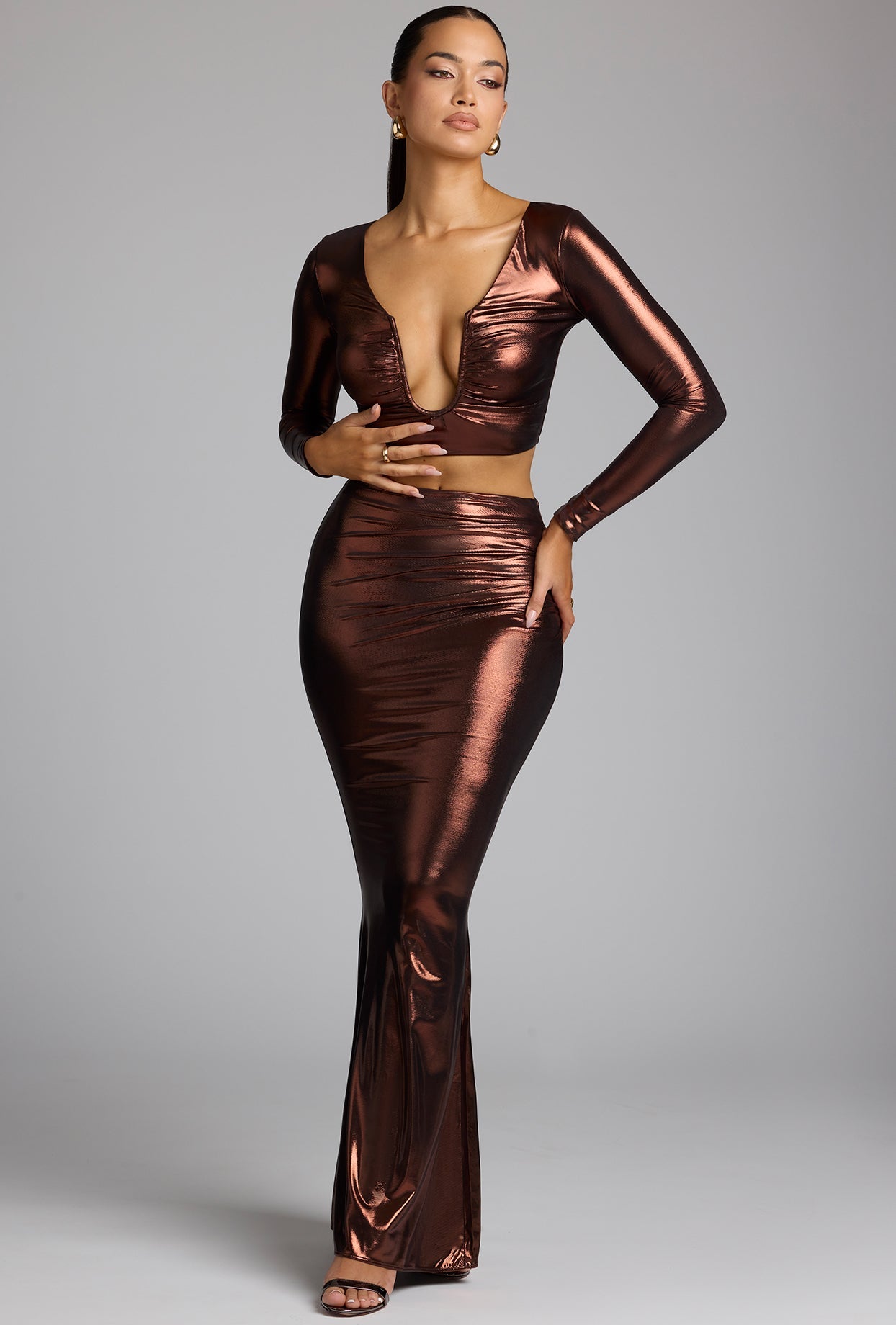 Derin V Yaka Metalik Jersey Kumaştan Bakır Bronz Crop Top