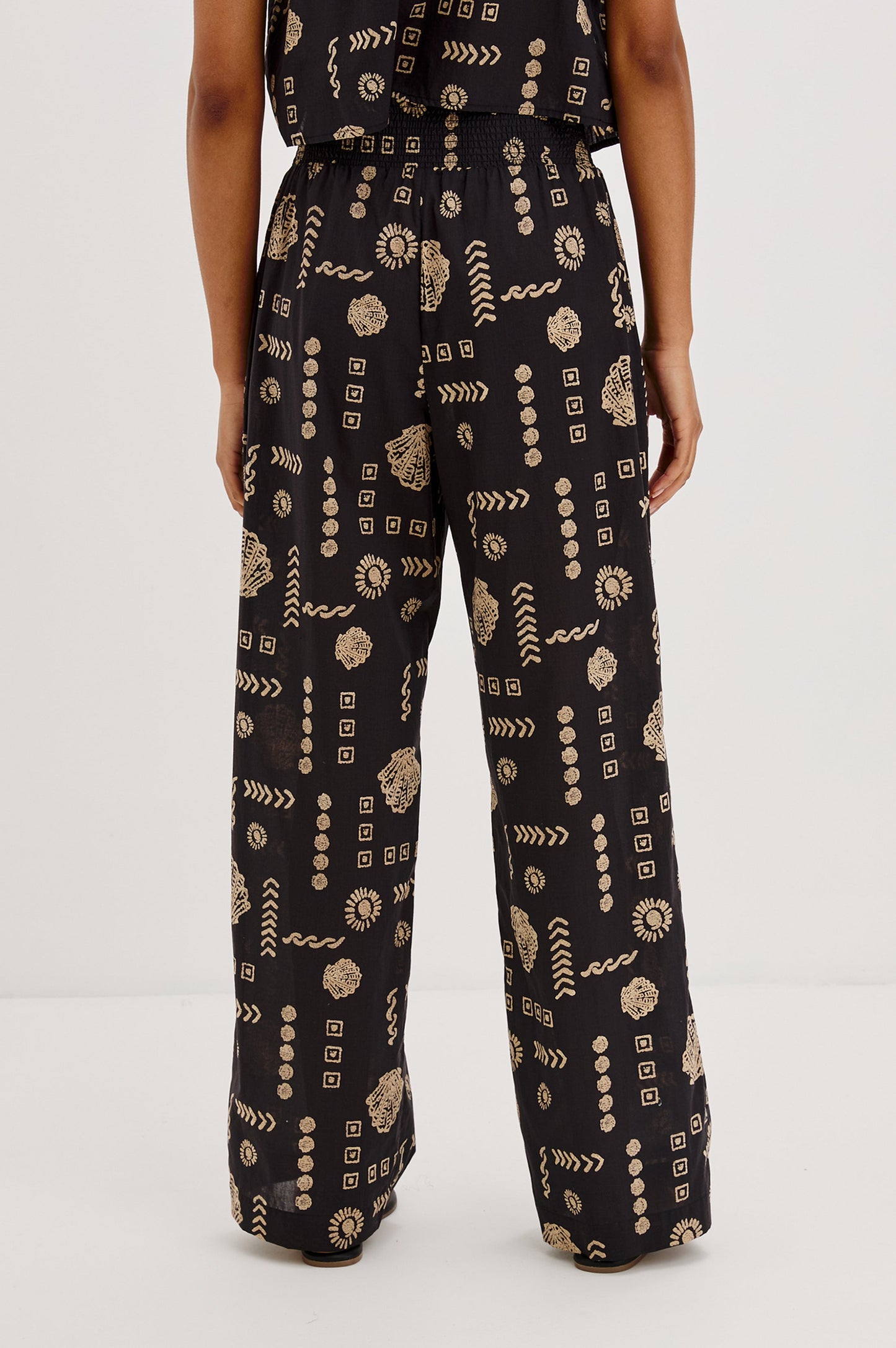 Brendon Pant - Sahil Kabuklari