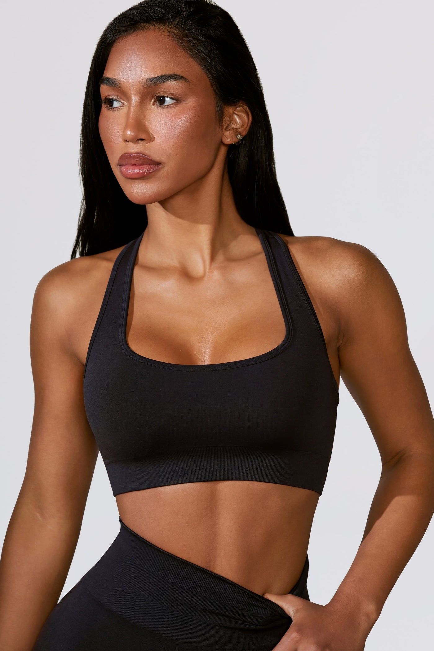 Cut Out Define Luxe Spor Sütyeni, Siyah