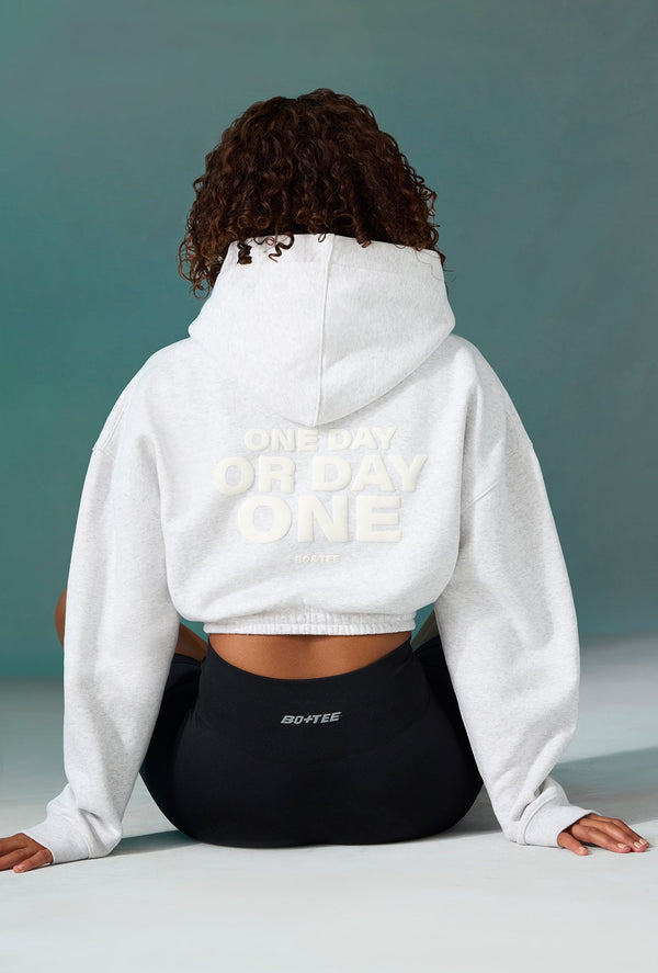 Buz Grisi Kısa Bağcıklı Kapüşonlu Sweatshirt