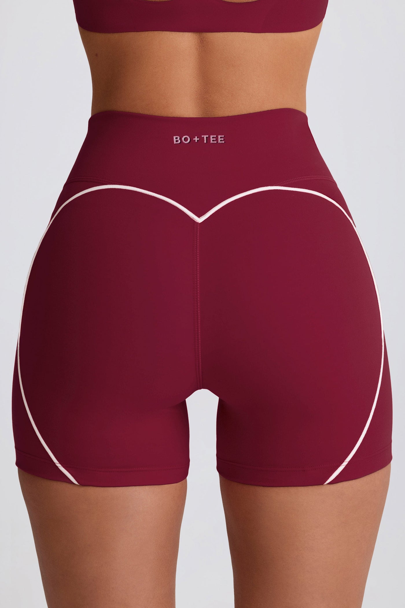 Bordo Renkli Yumuşak Aktif Mini Şort