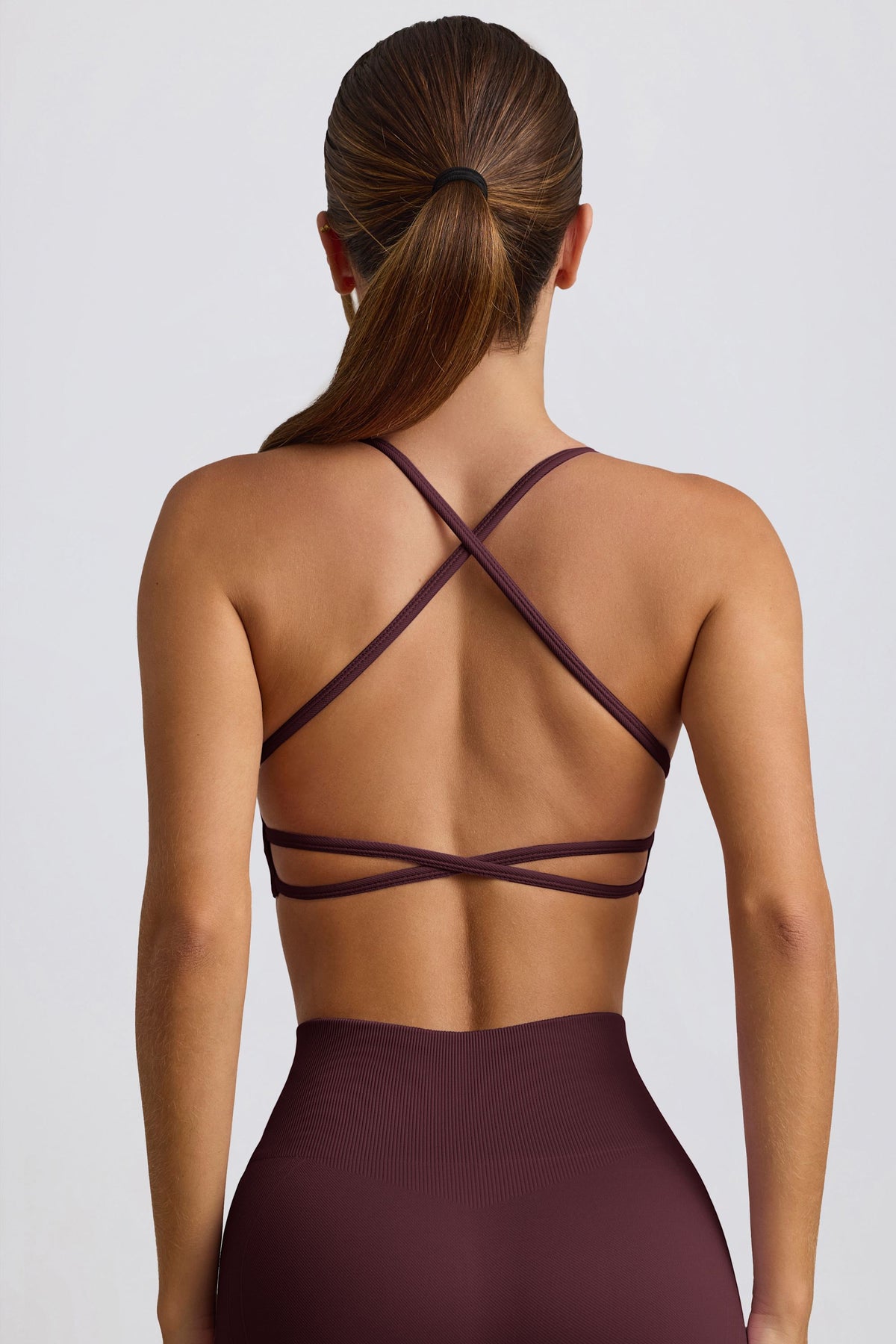 Super Sculpt Dikişsiz Sırtı Açık Spor Sütyeni, Bordo