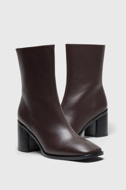 Intantionally Blank Contour Boot - Espresso