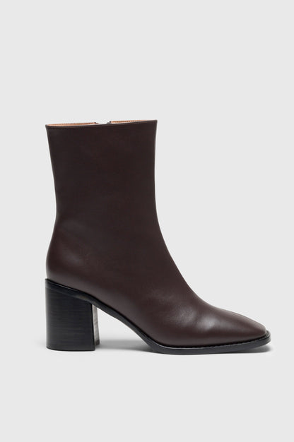 Intantionally Blank Contour Boot - Espresso