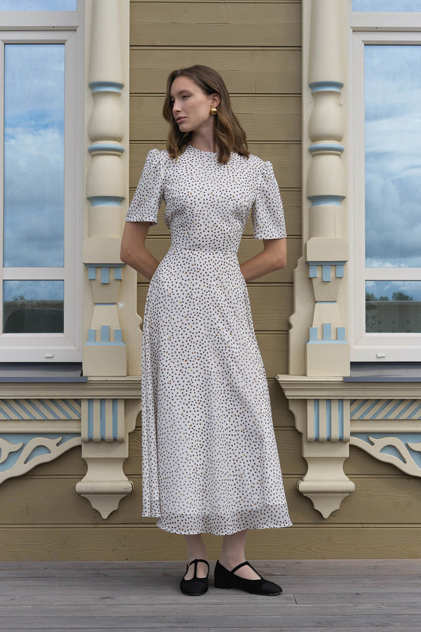 Kısa Kollu Midi Elbise