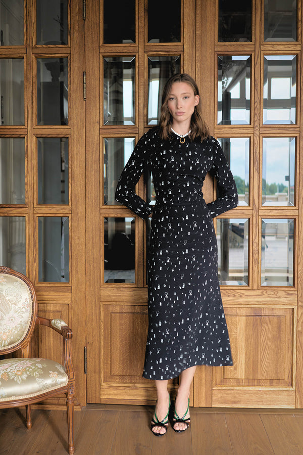 Godet Silhouette Uzun Kollu Midi Elbise