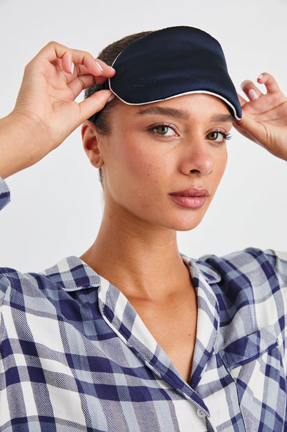 İpek Göz Maskesi - Lacivert Beyaz