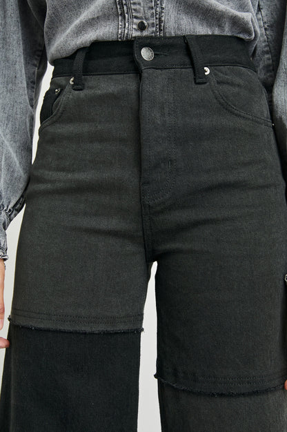 Getty Crop Geniş Paçali Pantolon - Siyah Patlamali