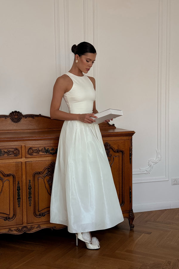 Kabarık Etekli Midi Elbise