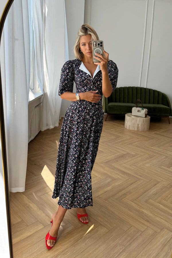 Kısa Kollu Düğmeli Midi Elbise