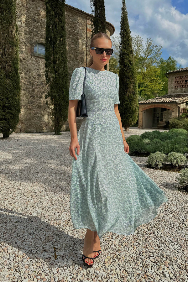 Kısa Kollu Çiçekli Midi Elbise