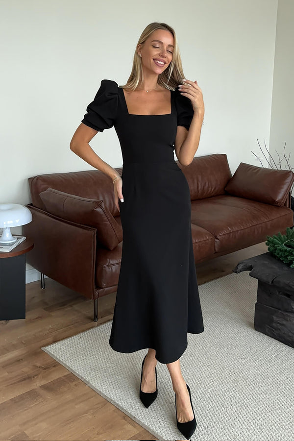 Godet Silhouette Kare Yaka Midi Elbise