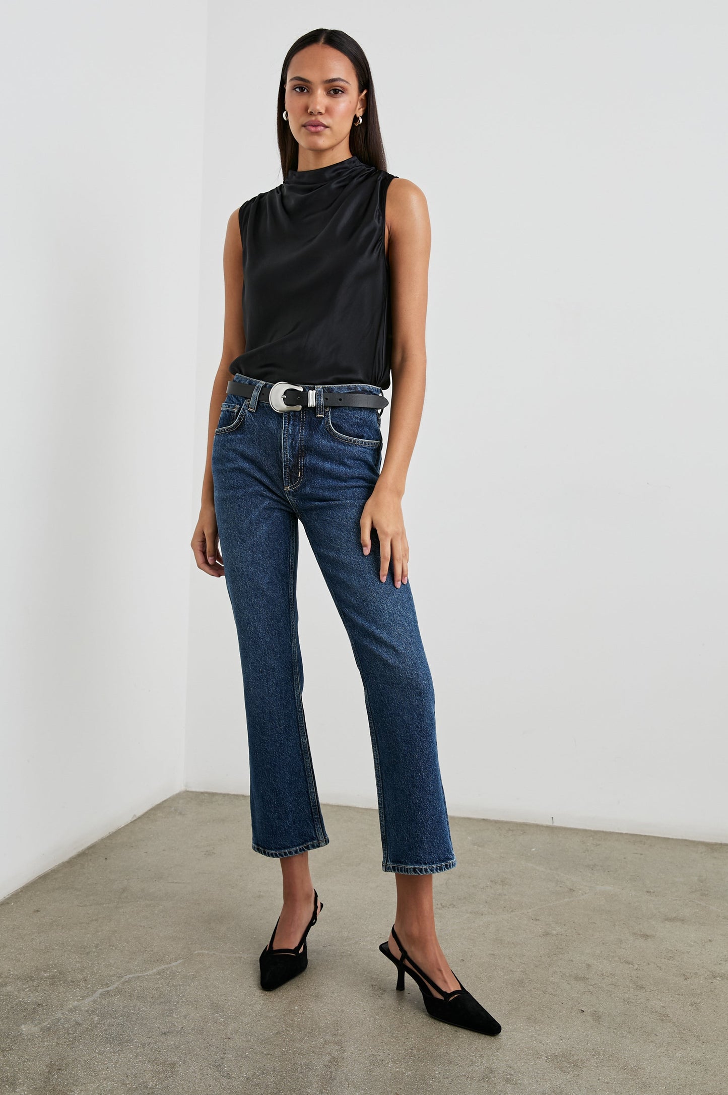 Sokak Üstü - Siyah