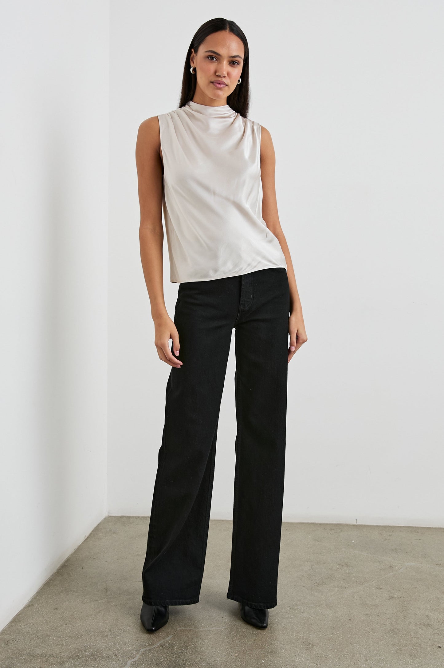 Üst Kisma Bakin - Fildişi