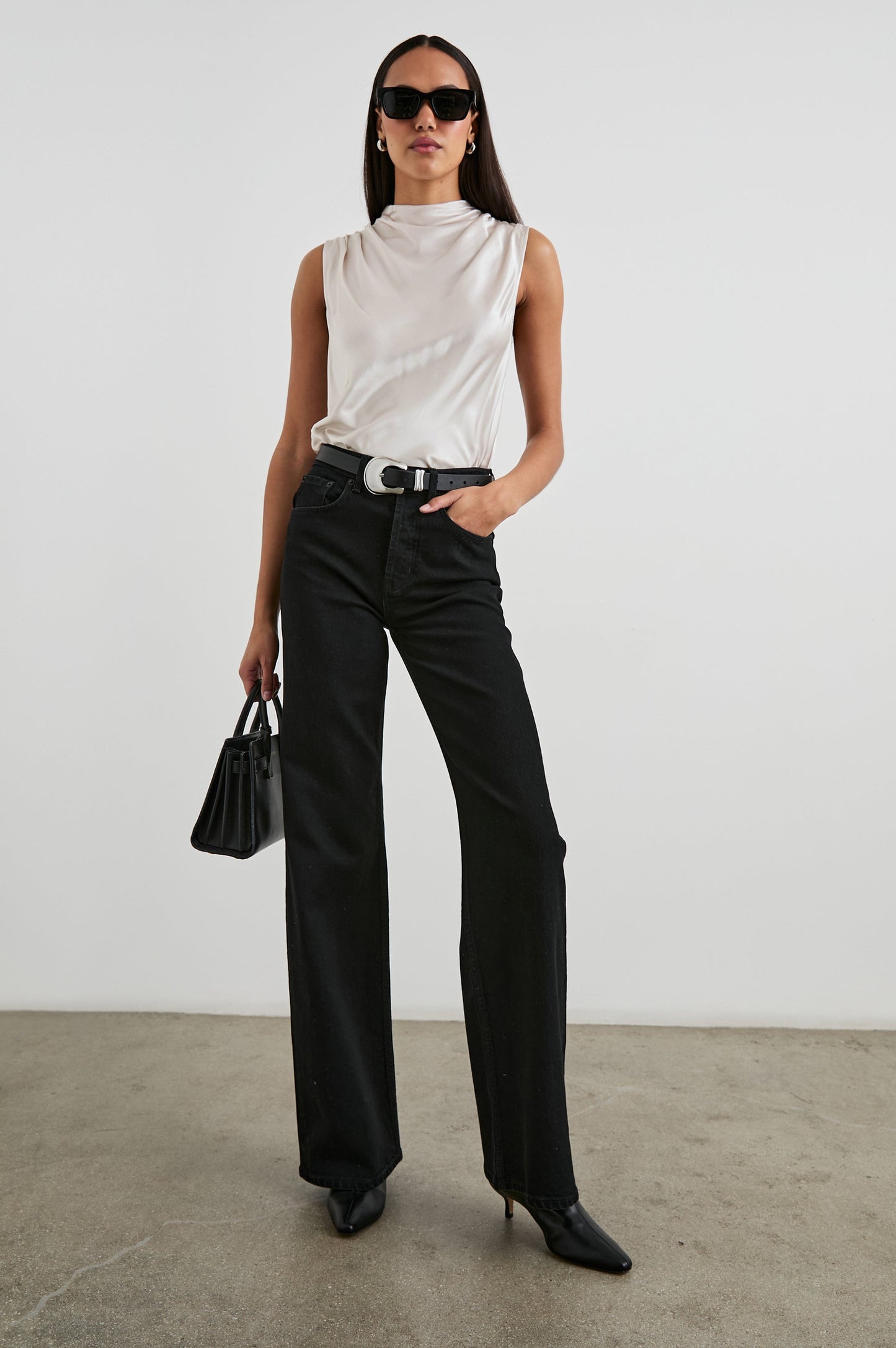 Üst Kisma Bakin - Fildişi