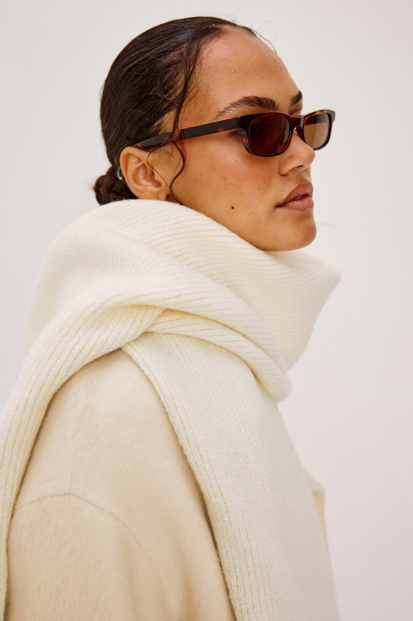 Koa Ağaci Eşarp - Fildişi Saçakli