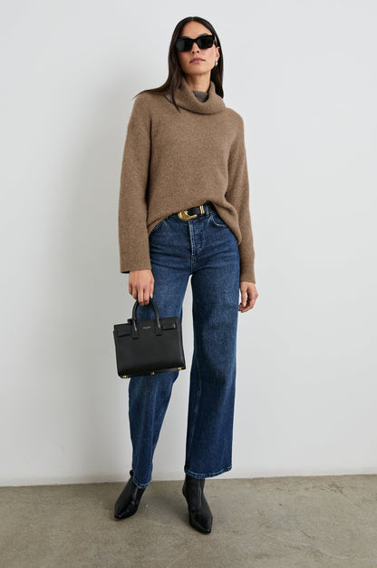 Nadine Sweater - Yulaf Ezmesi