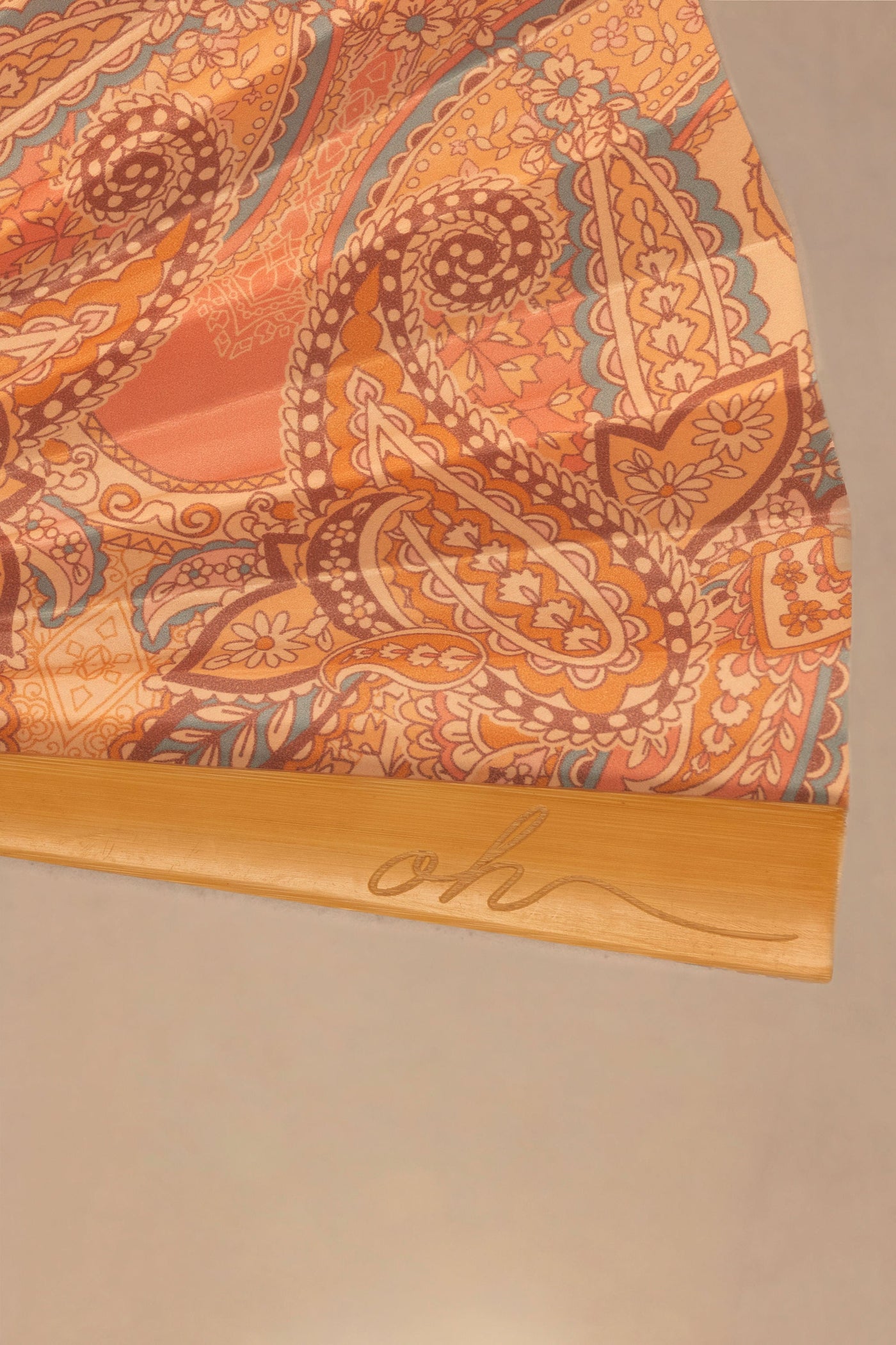 Paisley Desenli Katlanır El Yelpazesi