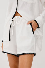 Sunny Short - Siyah Battaniye Dikişi