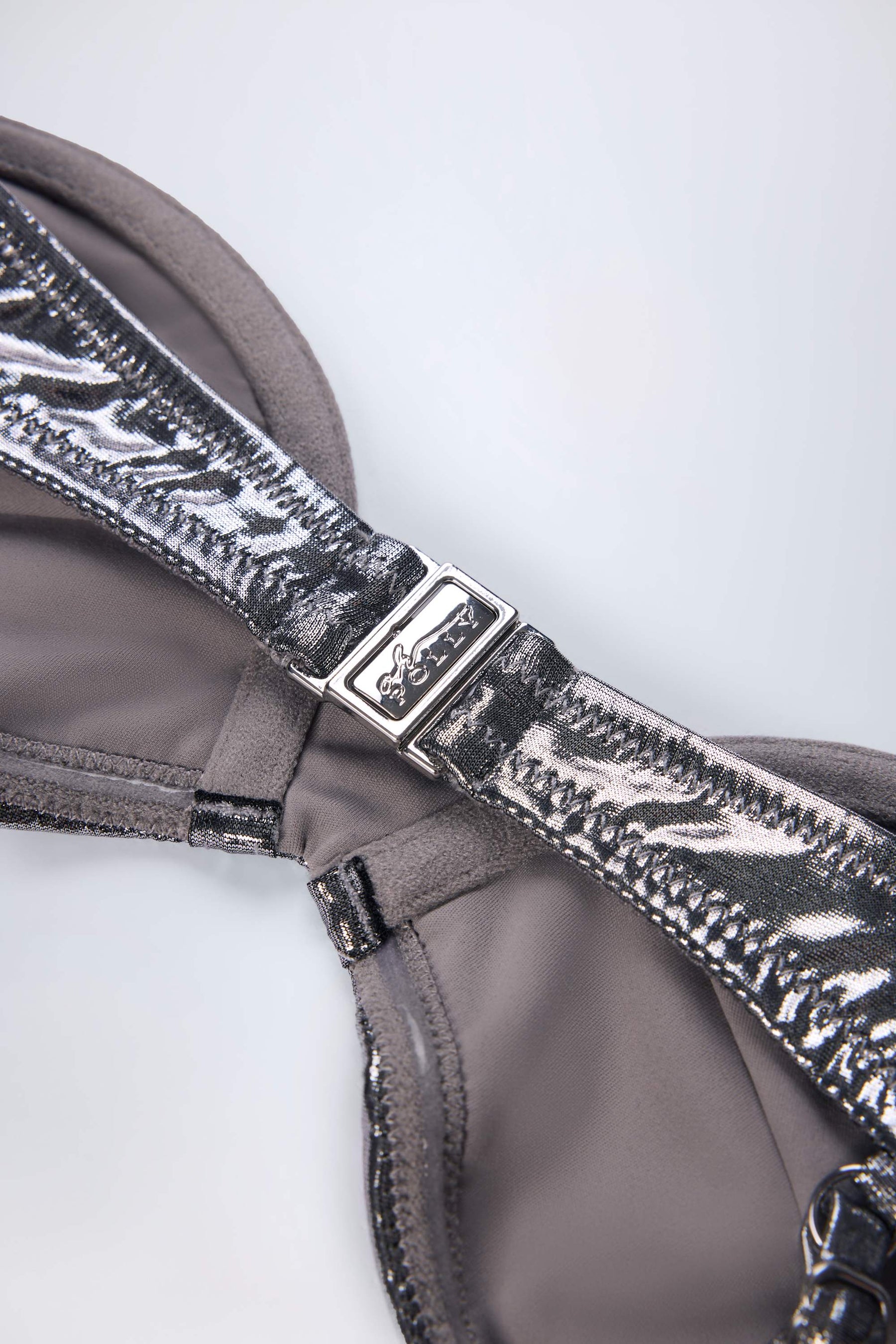 Gümüş Renkli Balenli Bikini Üstü