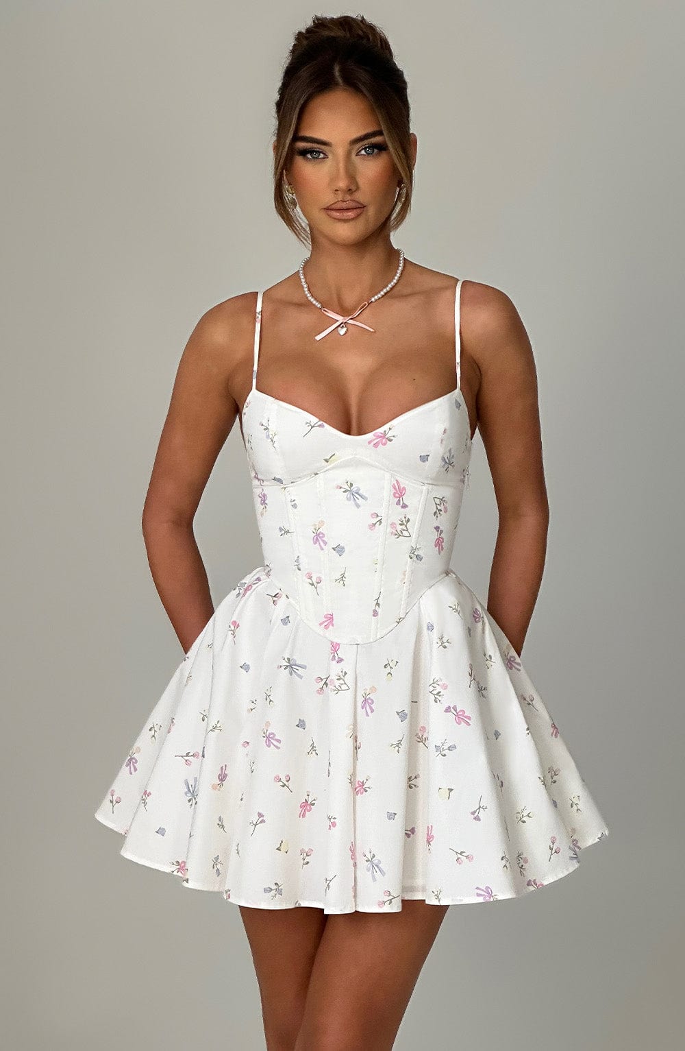 Analeigh Mini Elbise - Beyaz Çok Renkli Çiçek Desenli