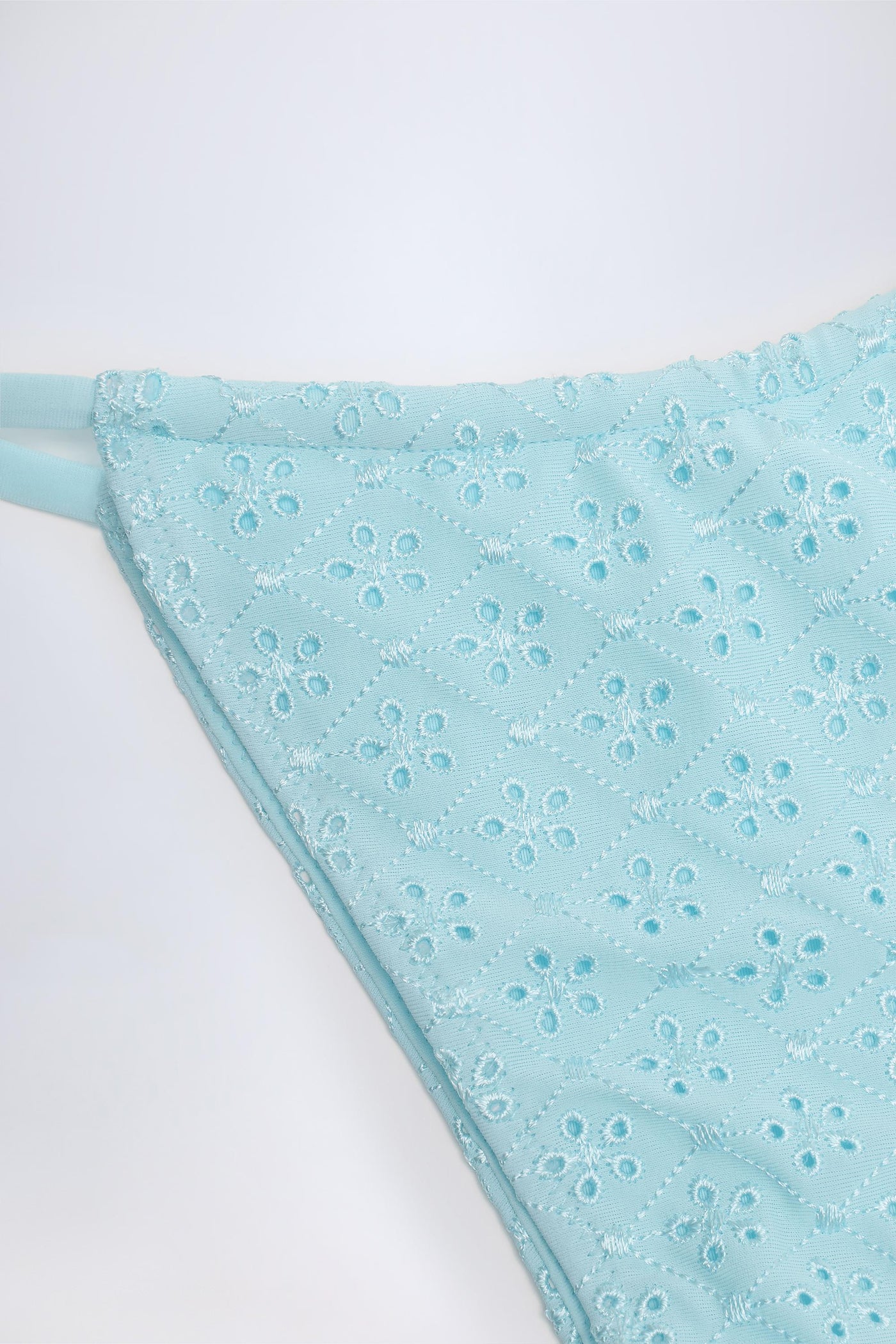 Pudra Mavisi Broderie Anglaise İpli Bikini Altı