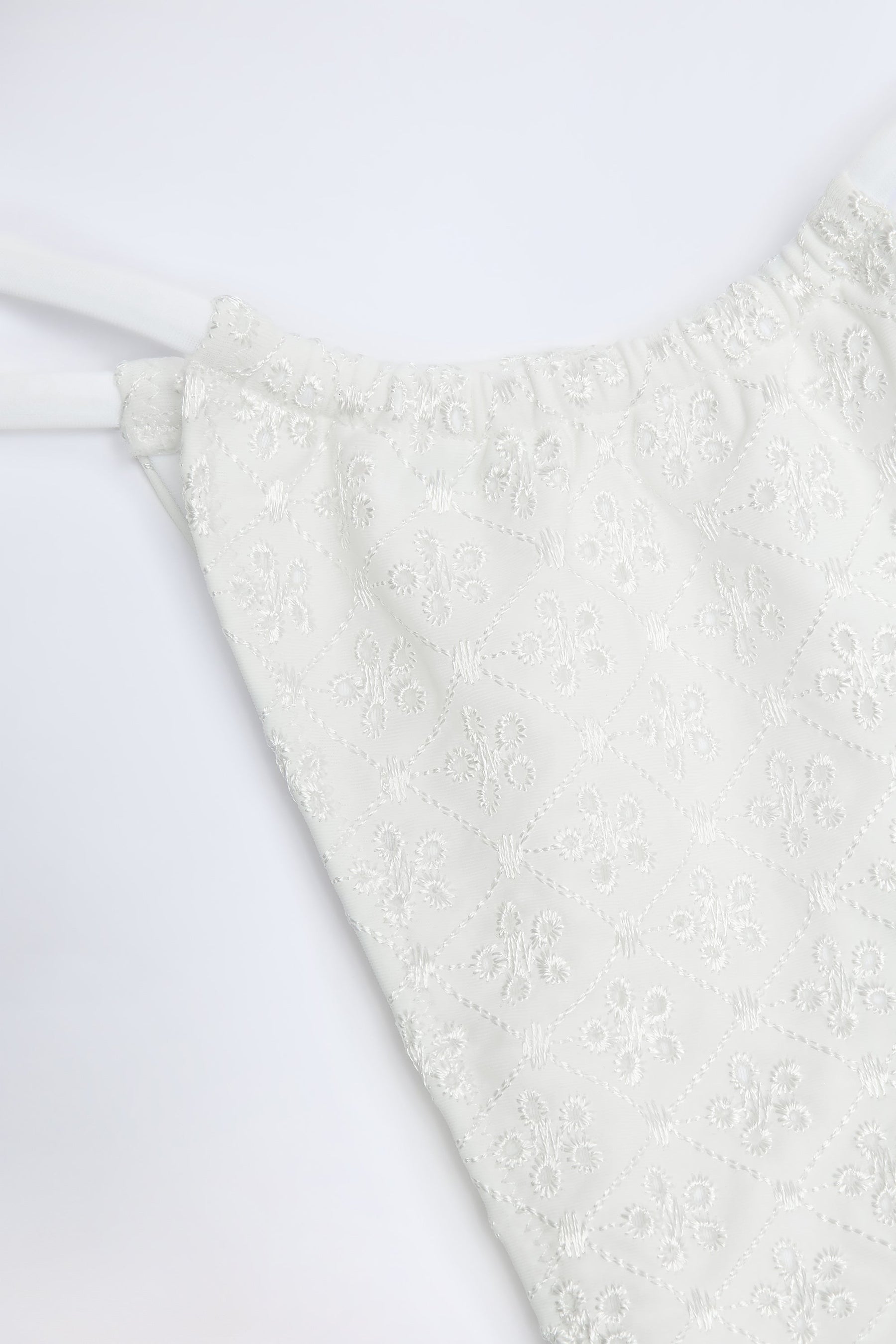 Broderie Anglaise İpli Bikini Altı, Beyaz
