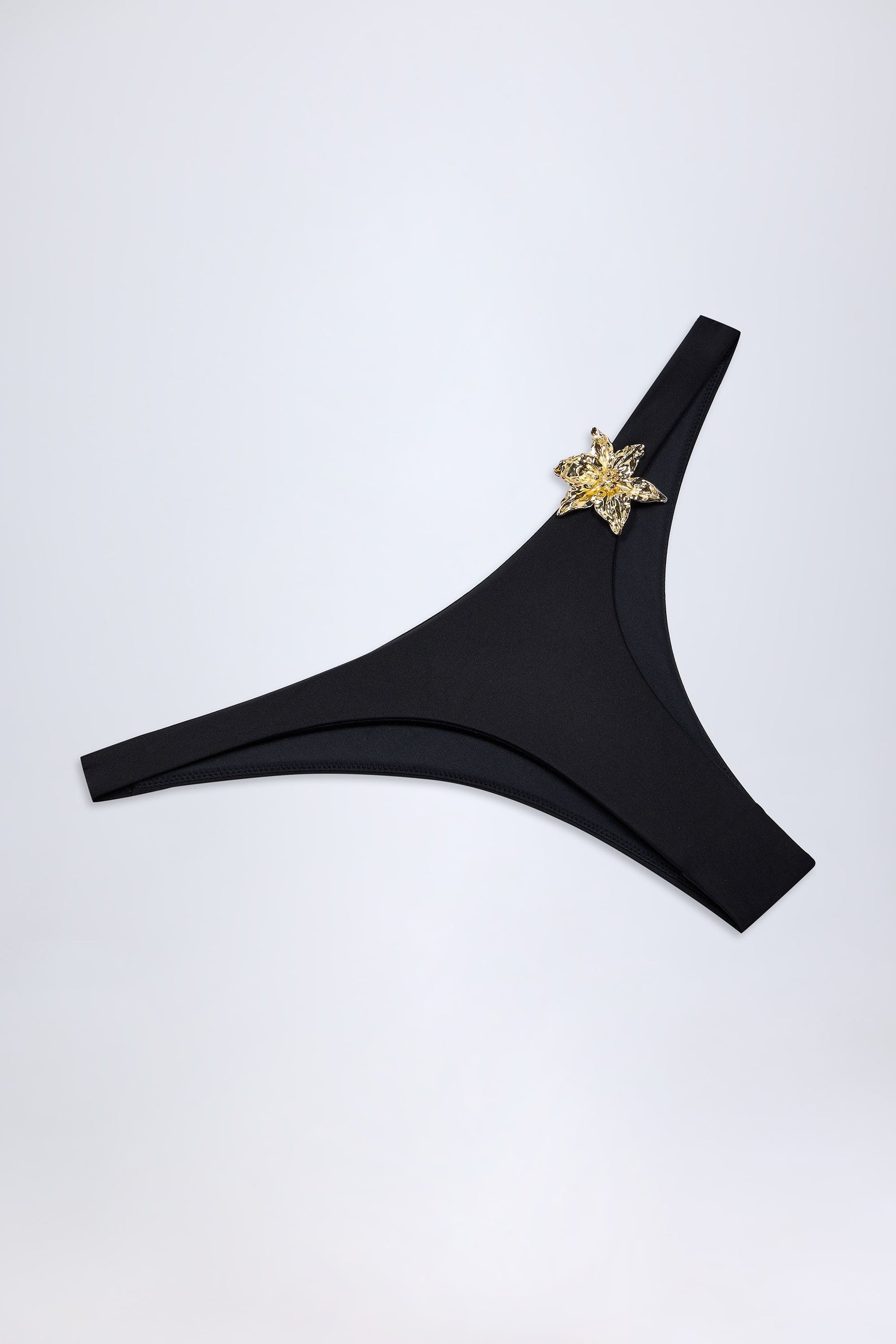 Siyah Renkli, Metal Detaylı, Şık Bikini Altı