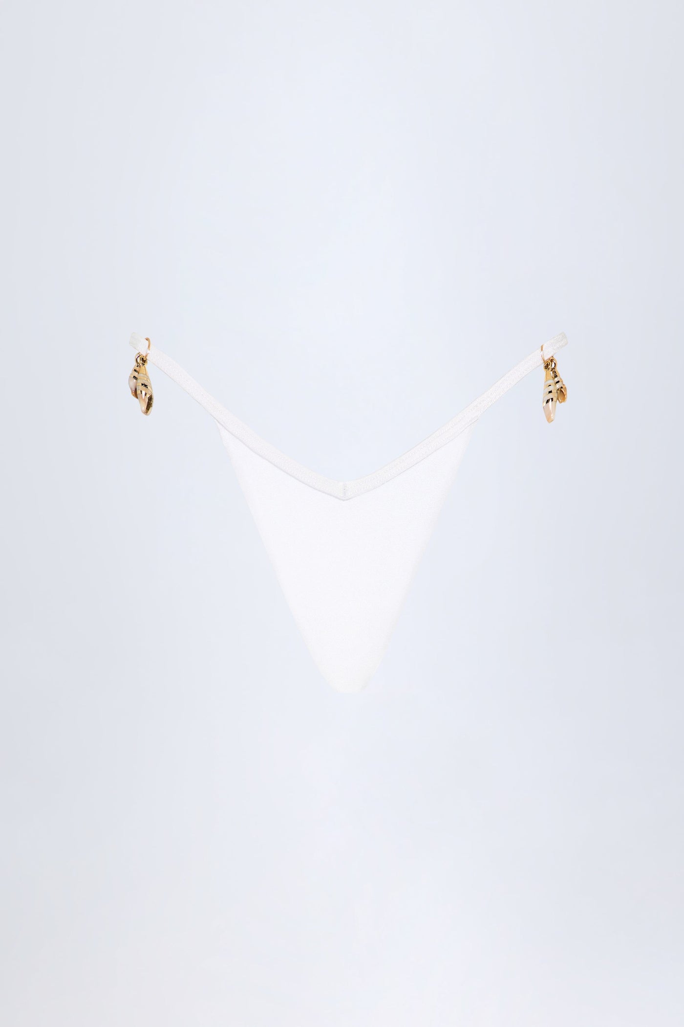 Beyaz Renkli, Şık Detaylı Tanga Bikini Altı