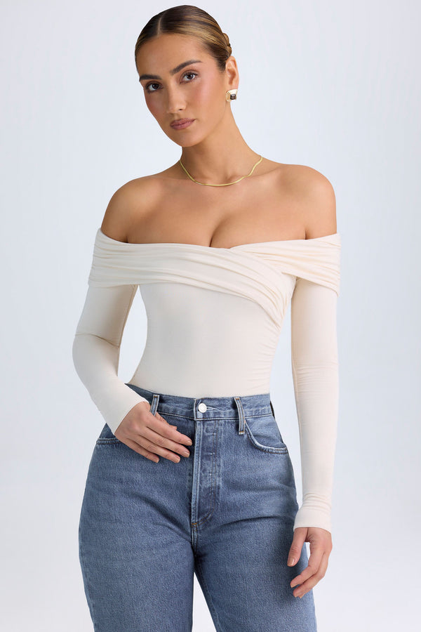 Fildişi Rengi Omuz Açık Büzgülü Modal Bodysuit