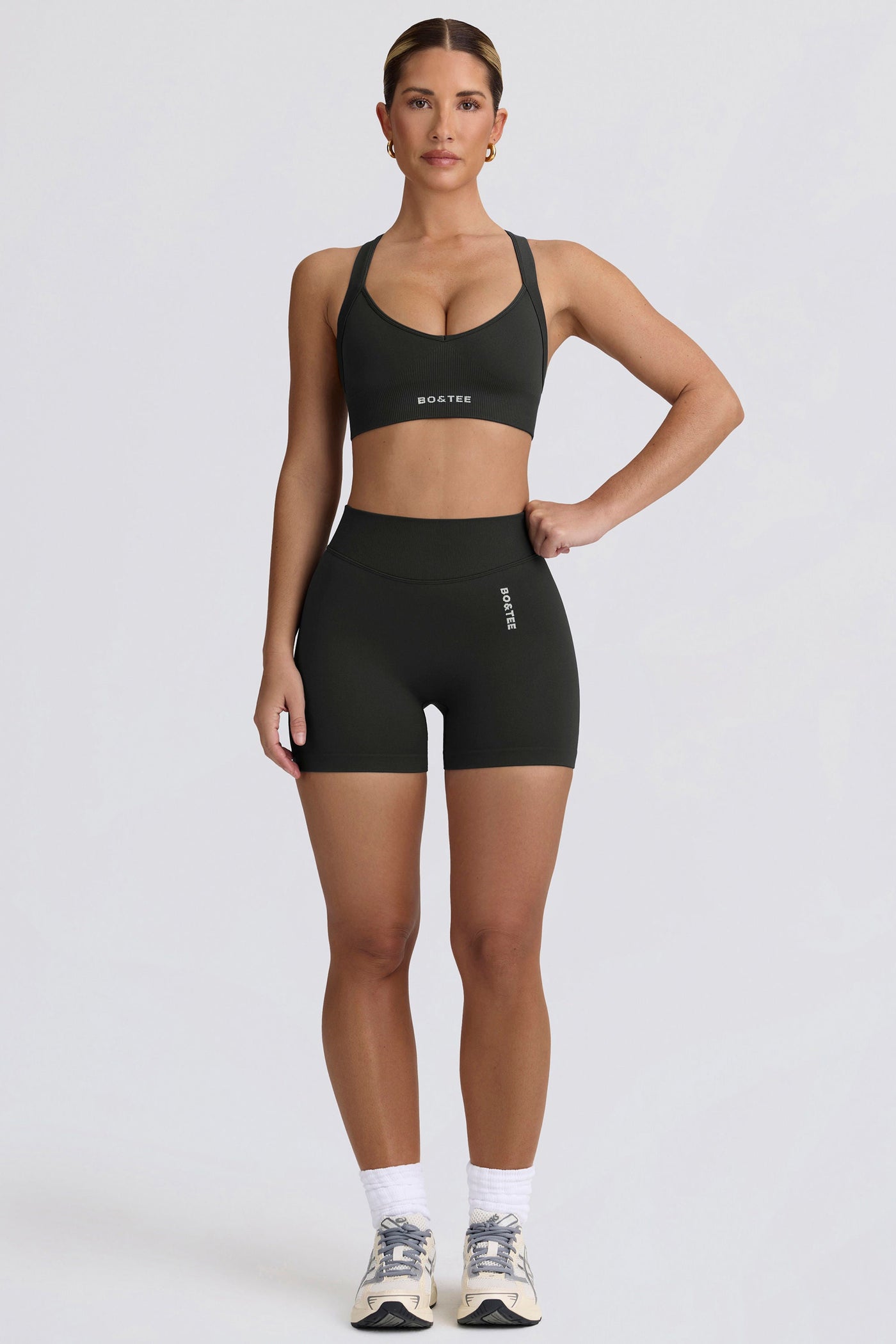Super Sculpt Dikişsiz Çapraz Sırtlı Spor Sütyeni, Kül Rengi