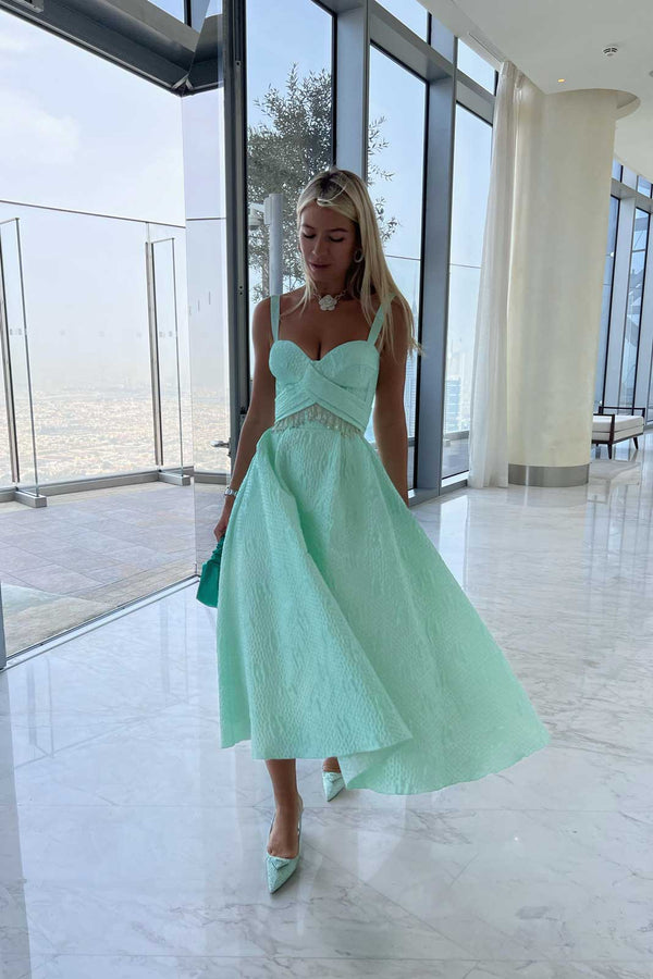 Jakarlı Korse Midi Elbise