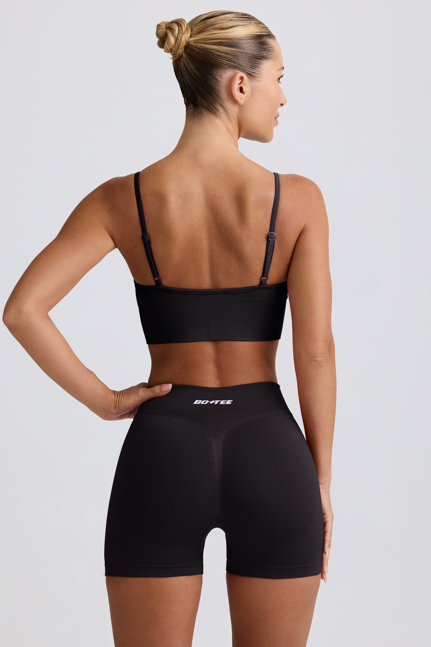 Define Luxe Siyah Mini Şort
