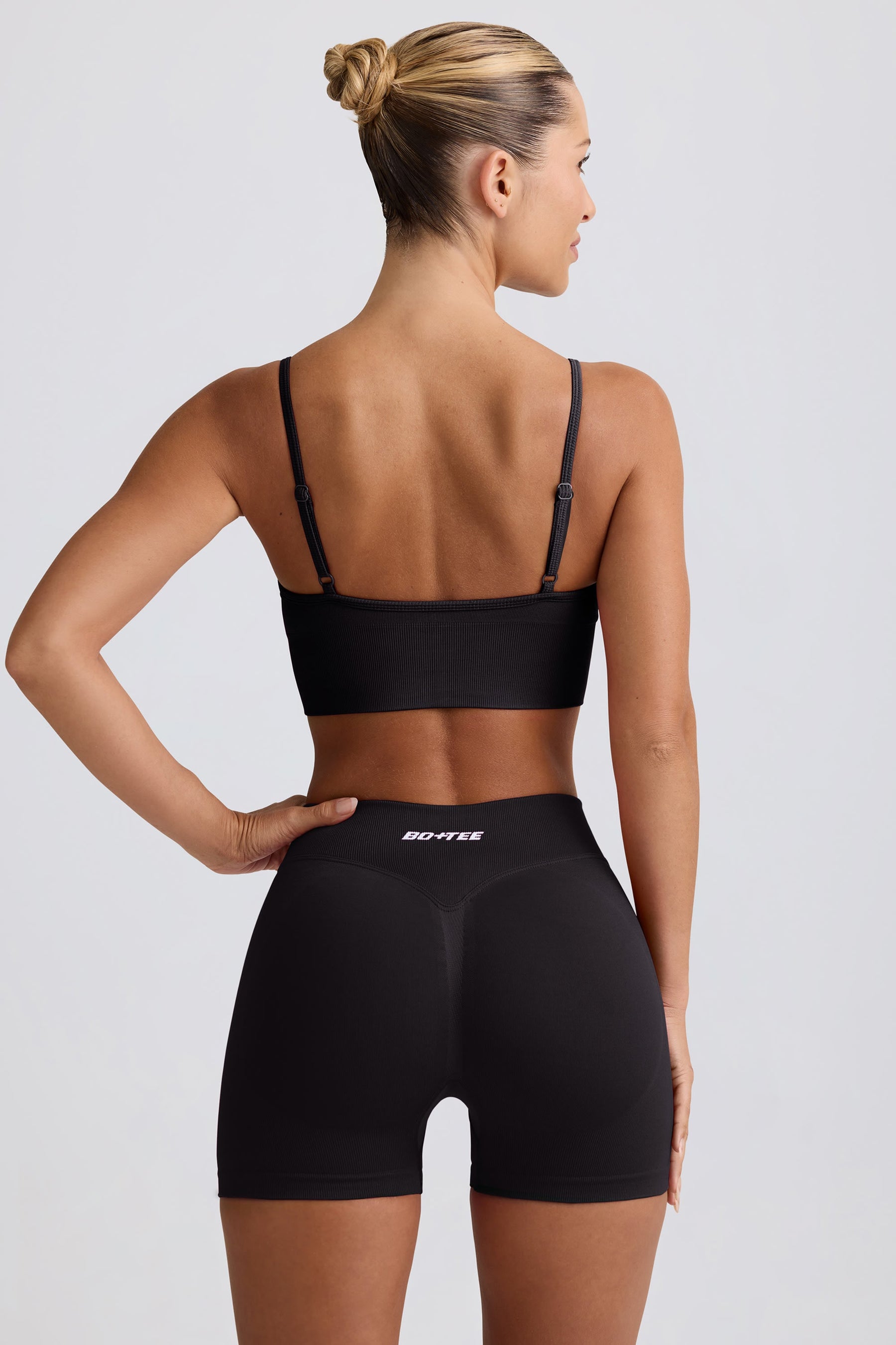 Define Luxe Siyah Mini Şort