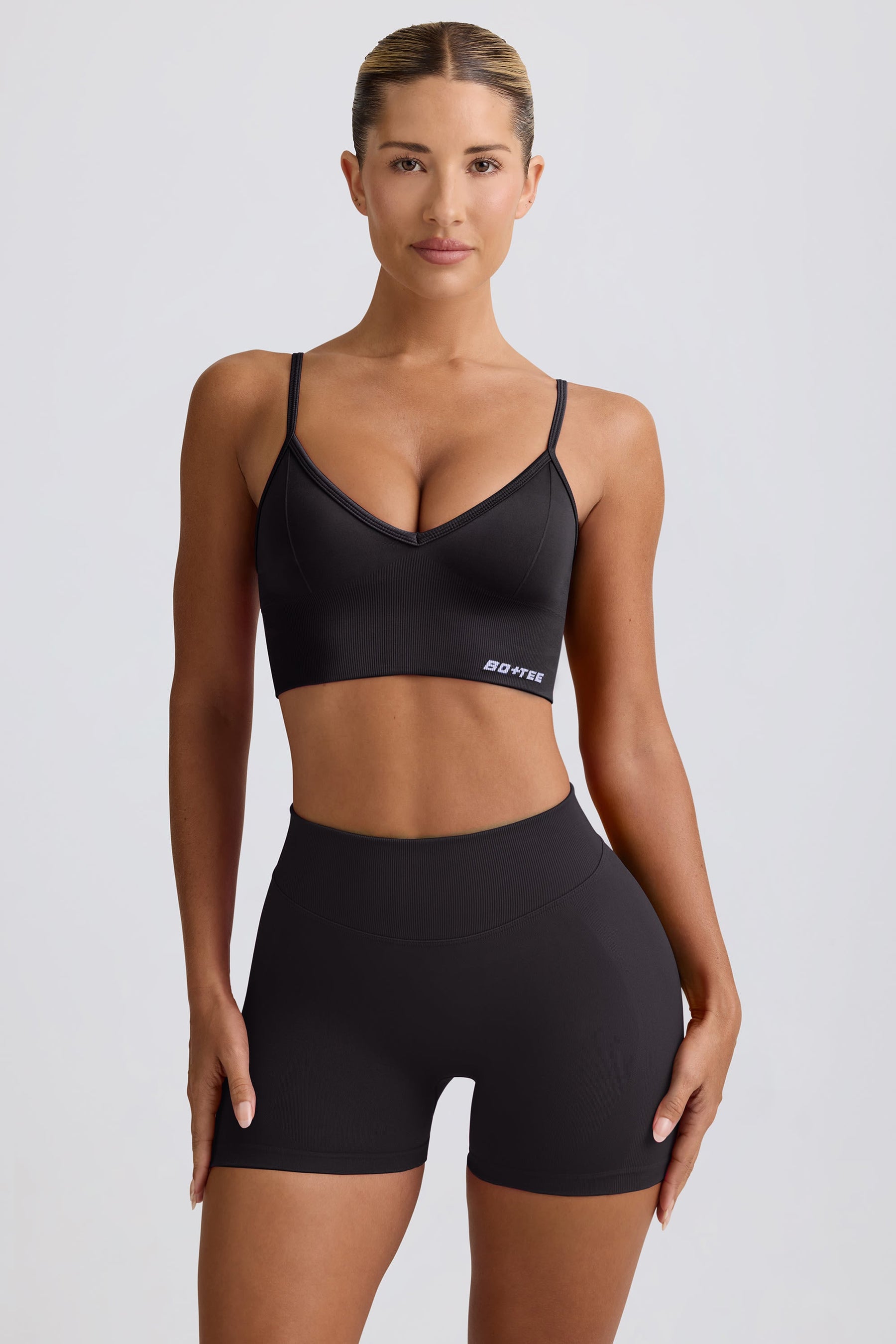 Define Luxe Siyah Mini Şort