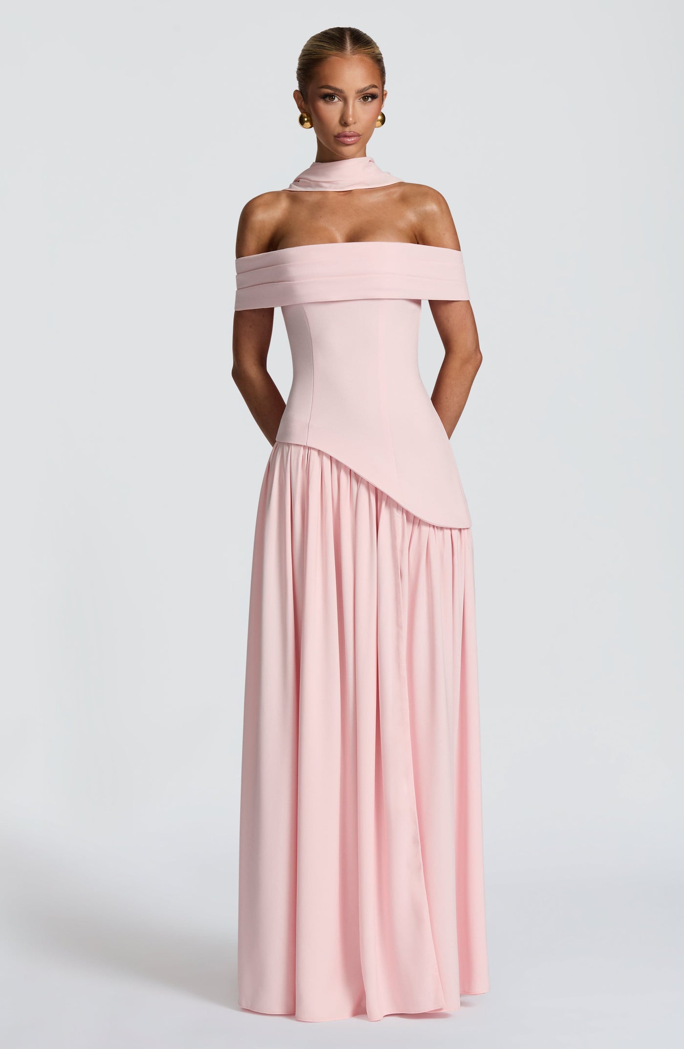 Delilah Maxi Elbise - Pudra Pembesi