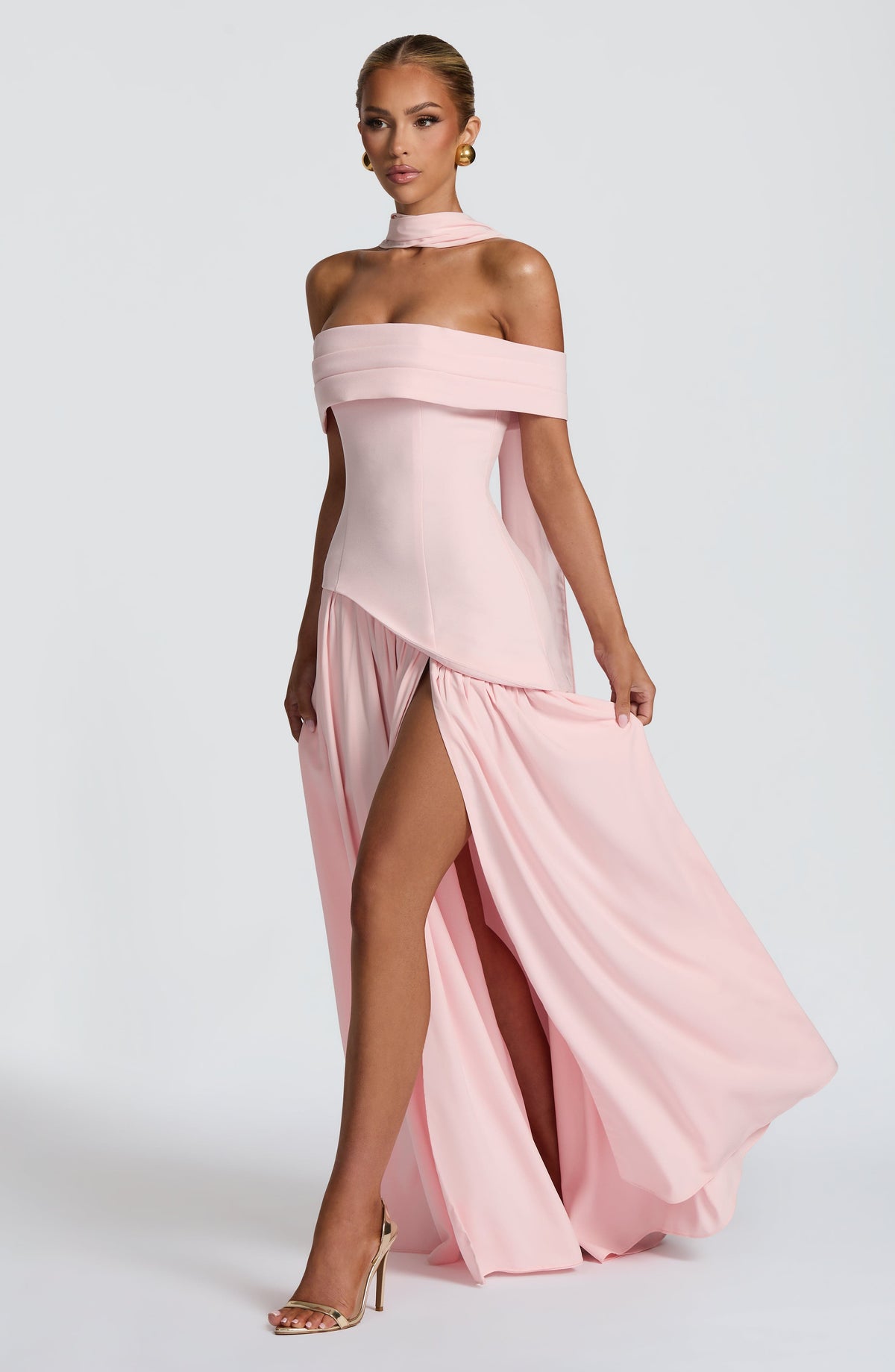 Delilah Maxi Elbise - Pudra Pembesi