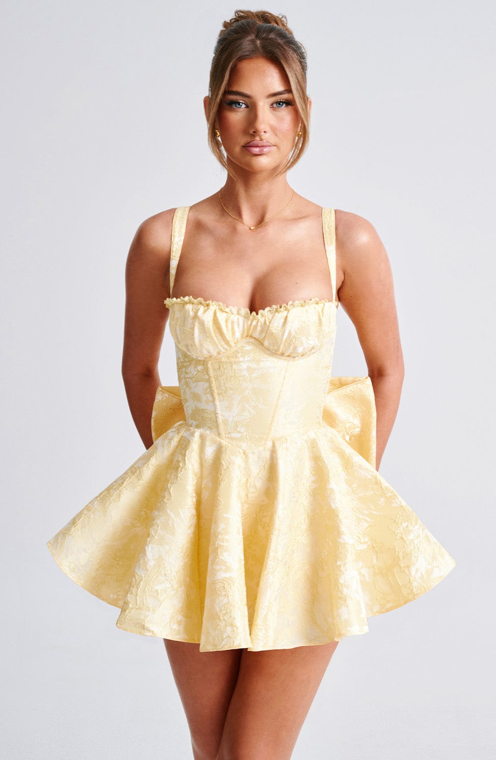 Emelie Tulumu - Buttercup