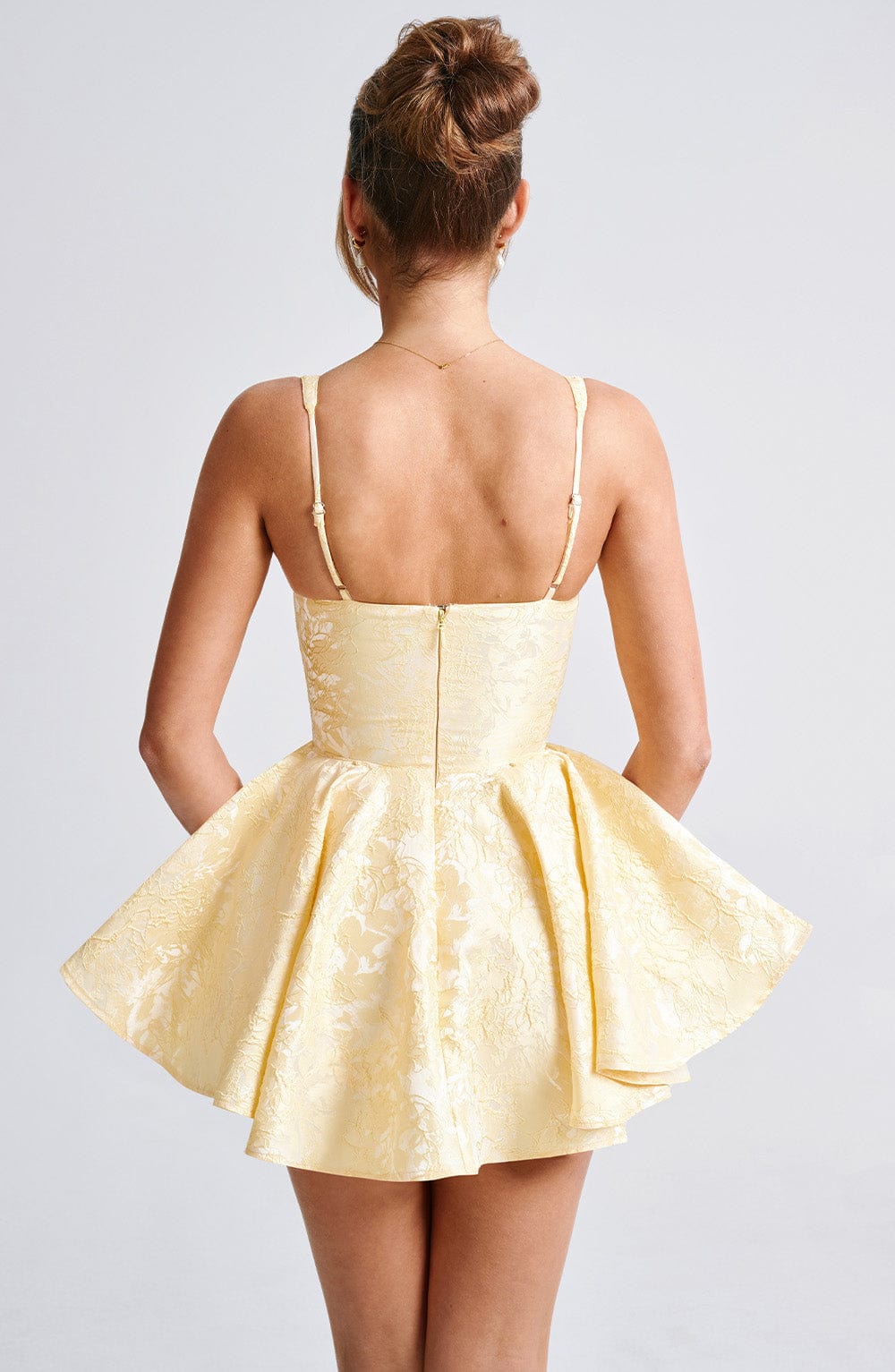 Emelie Tulumu - Buttercup