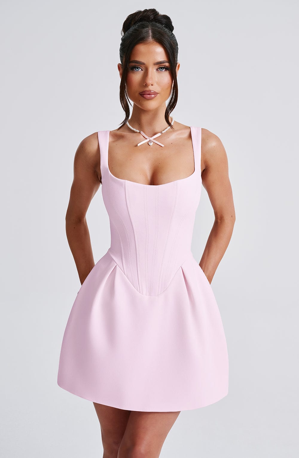 Janiyah Mini Elbise - Pudra Pembesi